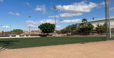 L’Ajuntament inicia la renovació de la gespa dels camps 8 i 9 de la Ciutat Esportiva