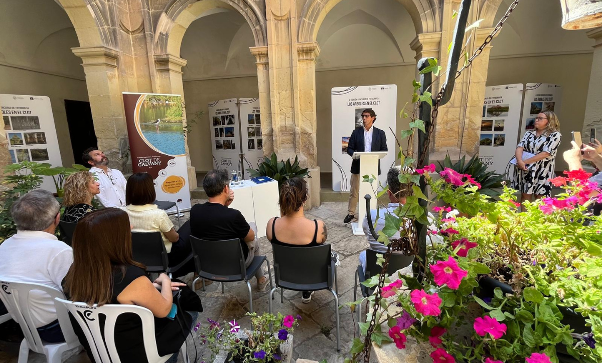 ENTREGA PREMIOS PHOTOCLOT 2024 (2)