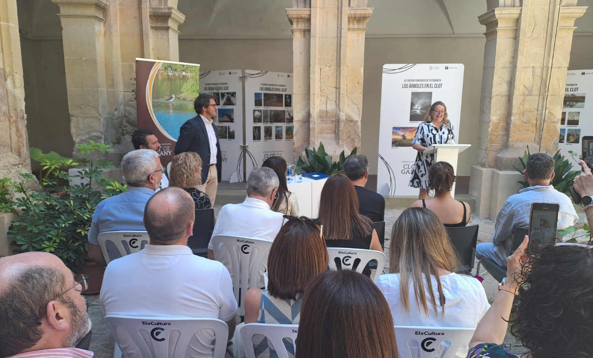 ENTREGA PREMIOS PHOTOCLOT 2024 (4)