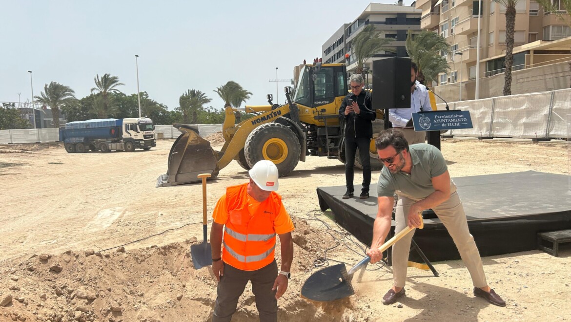 Comienza la construcción del nuevo colegio Virgen de la Luz con el acto de la primera piedra