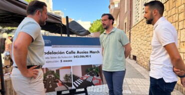 El Ayuntamiento proyecta la renovación integral de la calle Ausias March en Carrús
