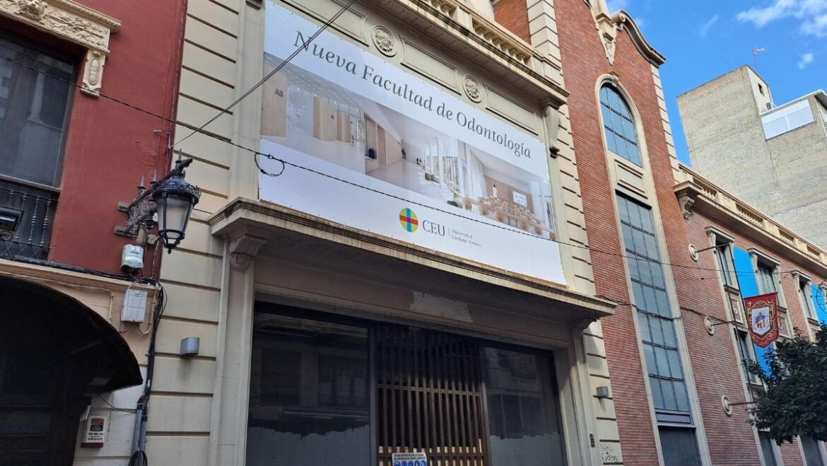 El Ayuntamiento concede la licencia de obra al CEU para la reforma del edificio que albergará la facultad de Odontología