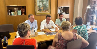 El Ayuntamiento ultima los detalles con las pedanías para la instauración del servicio municipal de transporte al campo