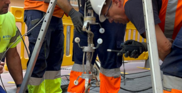 Aigües d’Elx utiliza un sistema innovador para la reparación del alcantarillado en la calle Teniente Ruiz Bru