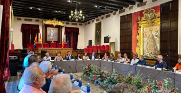 Ayuntamiento y entidades trazan el futuro cultural y festero para hacer de Elche un referente