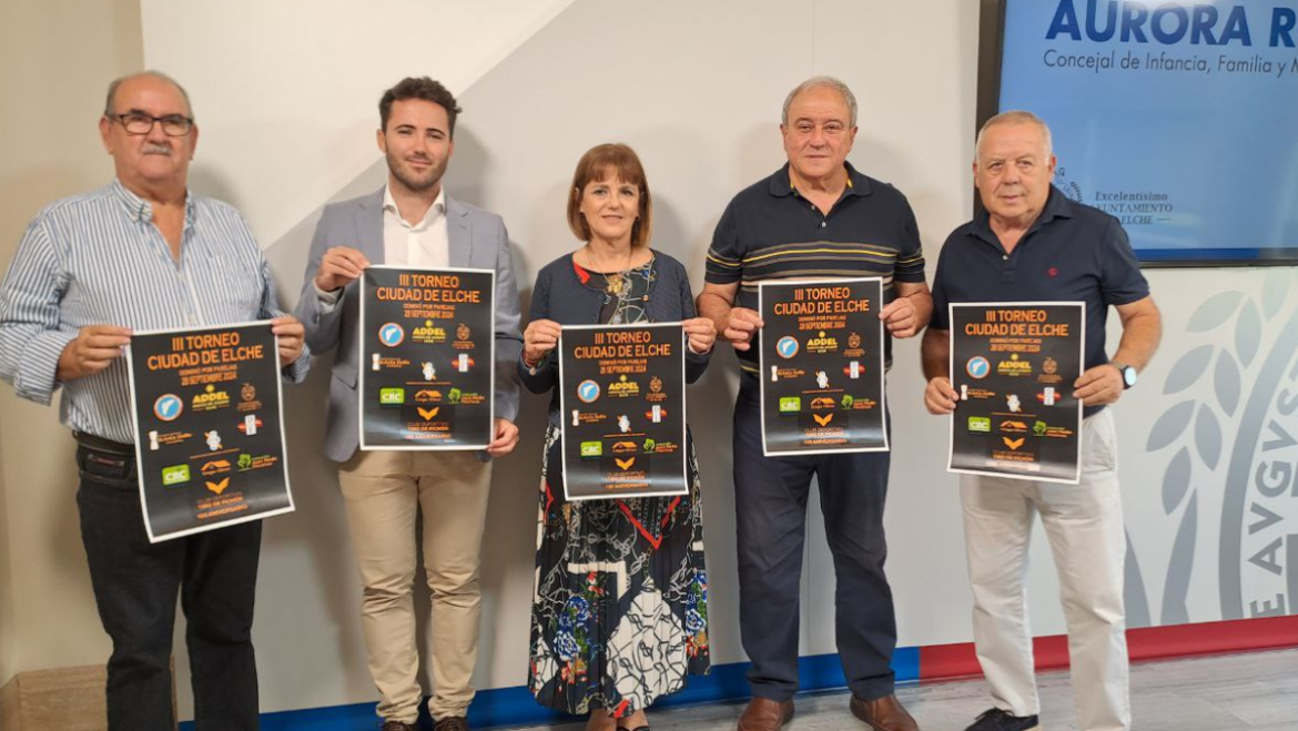 Elx acull el III torneig de dòmino per parelles