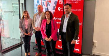 Elx aborda l’absentisme laboral en una jornada amb sindicats i patronal