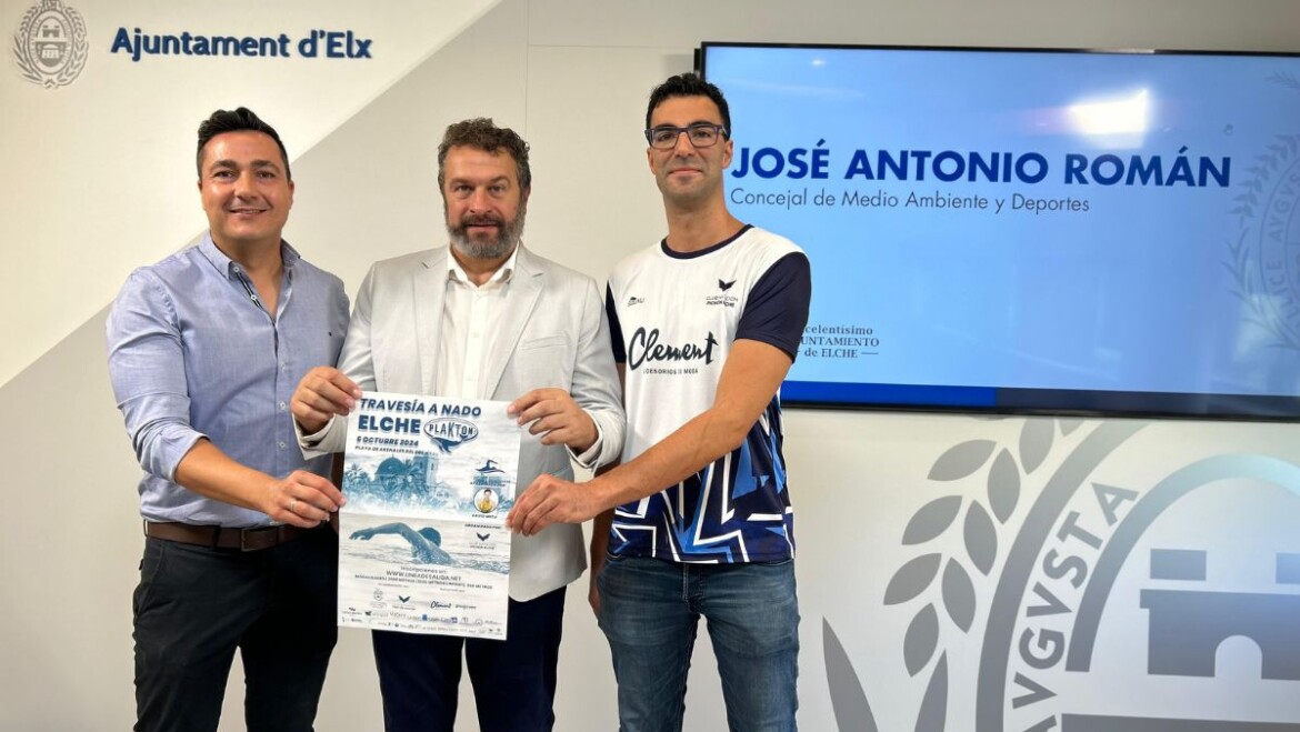 Llega a las playas de Elche la I Travesía a nado de la mano de David Meca