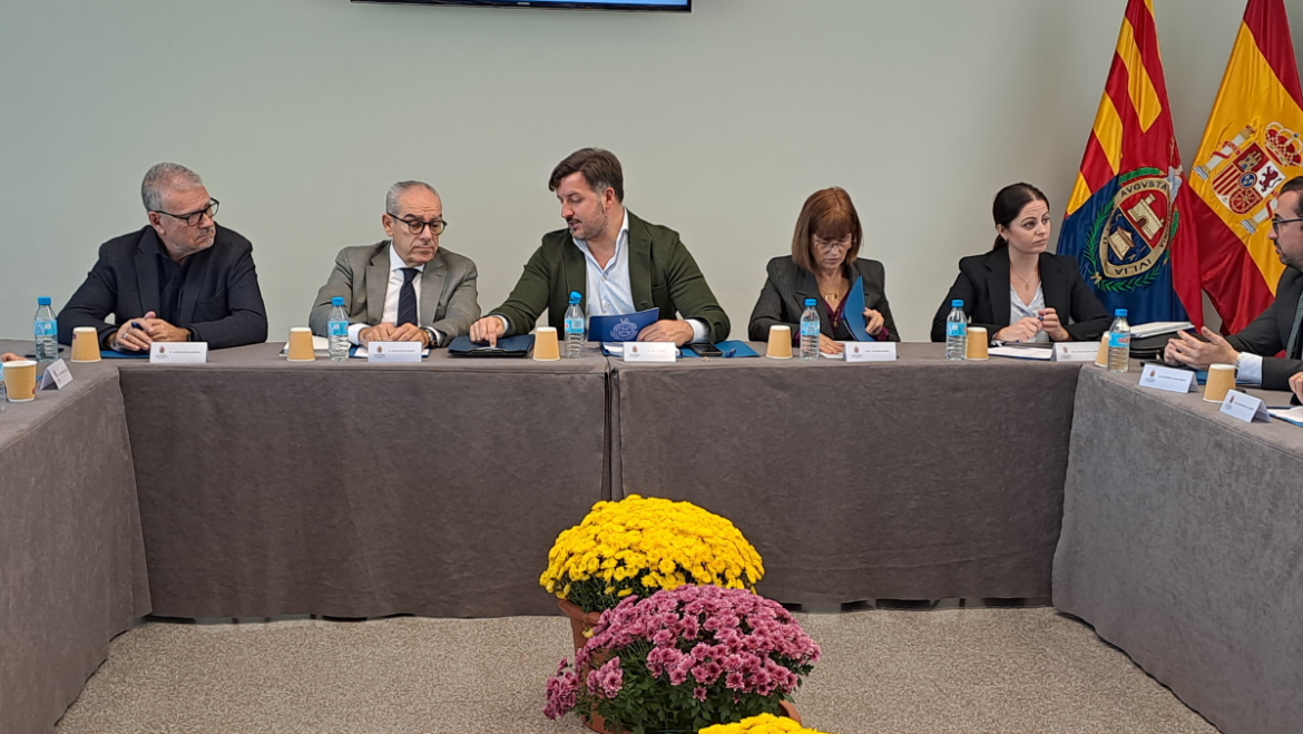 El nou transport a pedanies connectarà el camp amb la ciutat a través de 10 línies i 15 autobusos