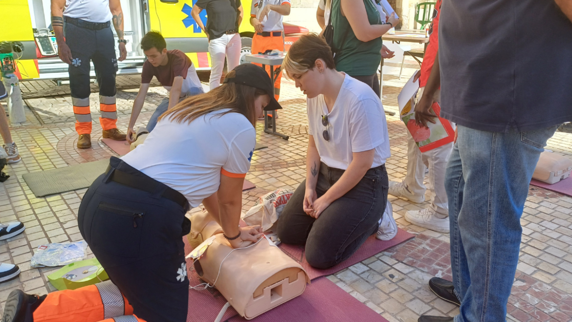 Elche celebra una jornada de formación sobre RCP