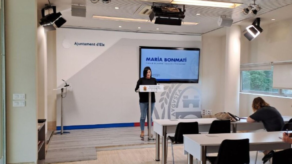 El Ayuntamiento adjudica las obras de reparación de cubiertas de la Escuela Oficial de Idiomas