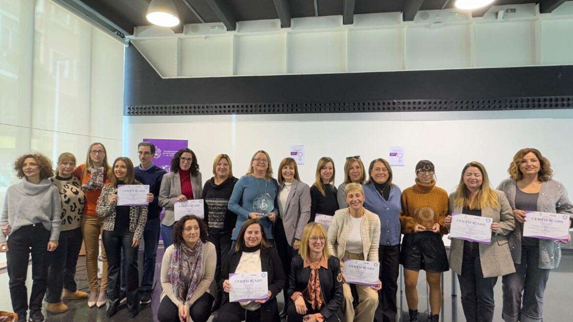 L’Ajuntament entrega el Segell ‘Empresa Conciliadora’ 2024 a dos entitats