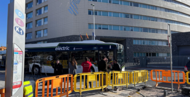 El Ayuntamiento inicia las obras de mejora de accesibilidad en las paradas de autobús de la Ciudad de la Justicia