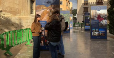 La Plaza de Santa Isabel acoge la exposición ‘Elche, el Cielo en la Tierra’