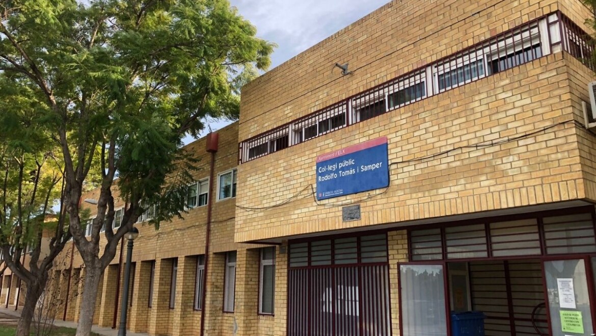 Un total de 7 empresas optan a la ampliación del colegio Rodolfo Tomás Samper de El Altet