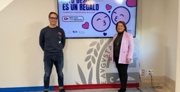 Elche celebra San Valentín con una Kiss Cam y muchos regalos