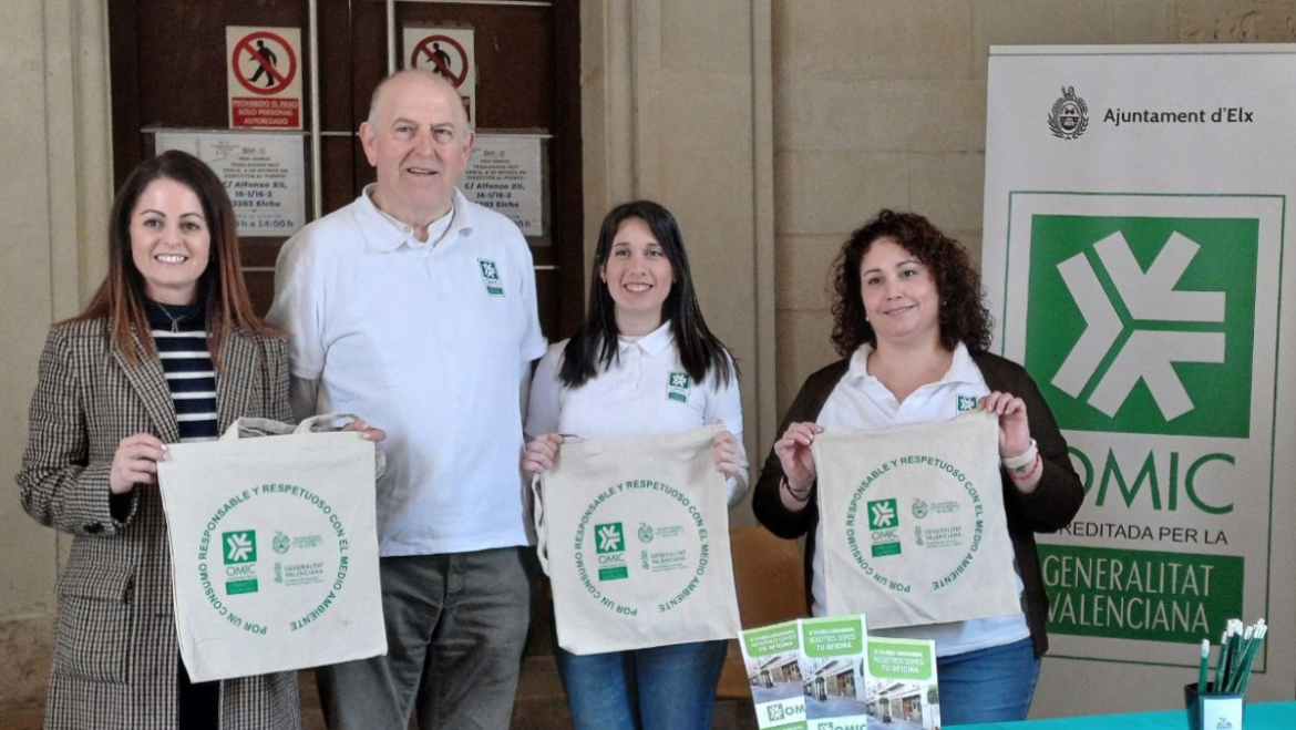 Elx celebra el Dia dels Drets del Consumidor amb una taula informativa de l’OMIC