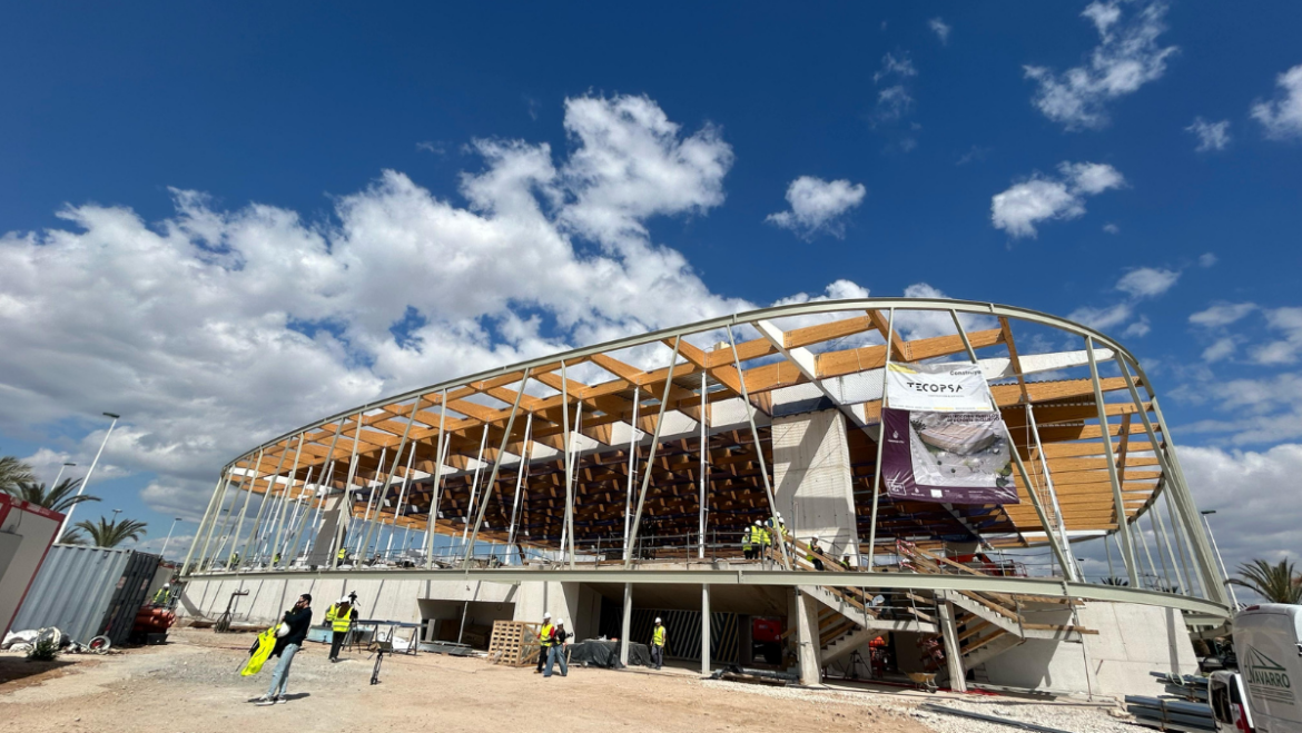 Elche ultima las obras del nuevo pabellón inclusivo en la zona de L’Aljub