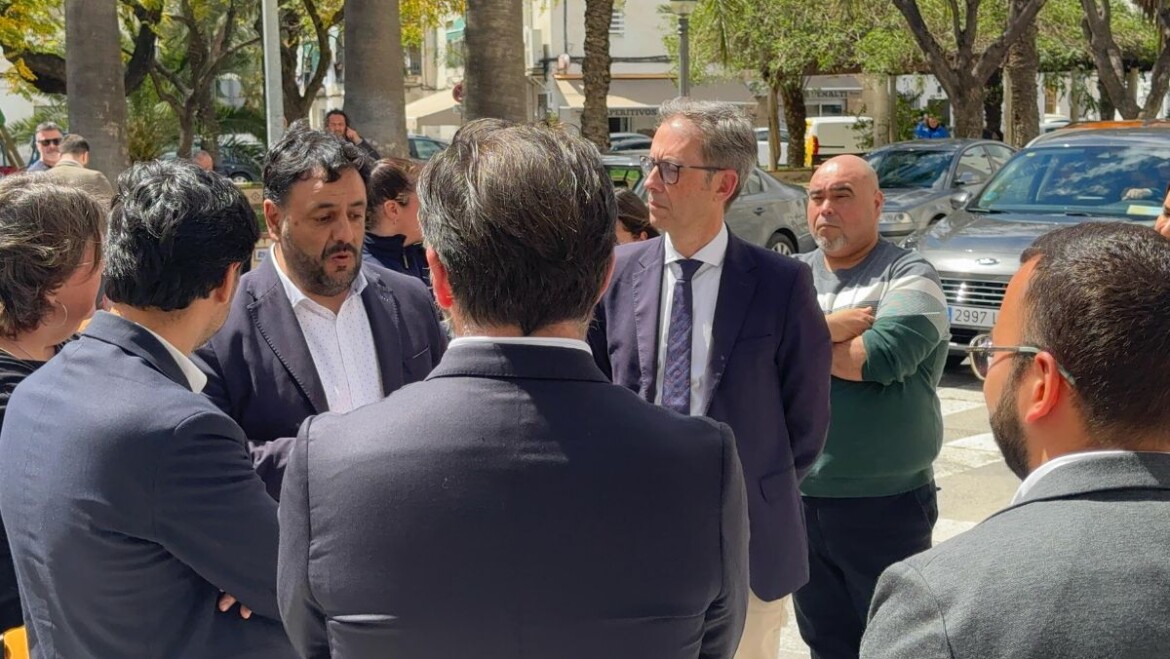Compromiso de Ayuntamiento, Consell y Ministerio para agilizar la licitación de la 3º fase de S. Antón
