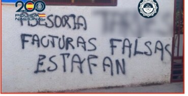 La Policía Nacional ha detenido a un hombre por realizar pintadas en diferentes puntos de la ciudad contra una asesoría