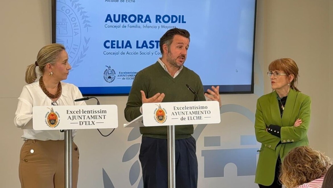 El Ayuntamiento ofrece soluciones habitacionales a los vecinos desalojados del barrio de San Antón