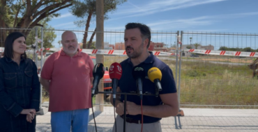 Comienzan los trabajos de adecuación de la parcela anexa para ampliar el patio del Rodolfo Tomás Samper