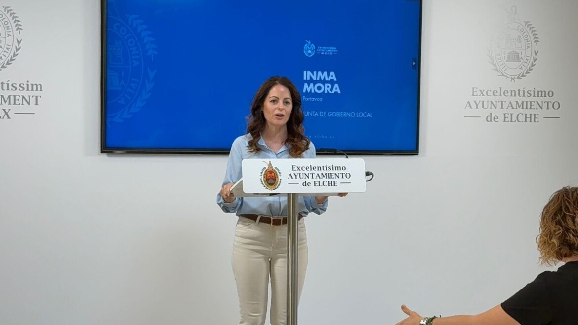 El Ayuntamiento crea una condecoración para reconocer a los voluntarios de la Dana