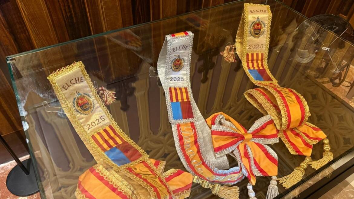 Les candidates infantils a Reina i Dames de les Festes celebren una convivència a Cartagena