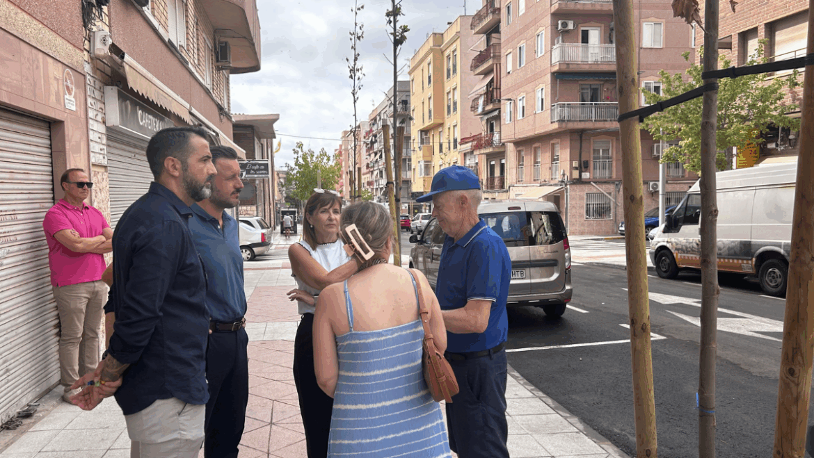 Finaliza la primera fase de reforma integral de la Avenida Ausiàs March en Carrús