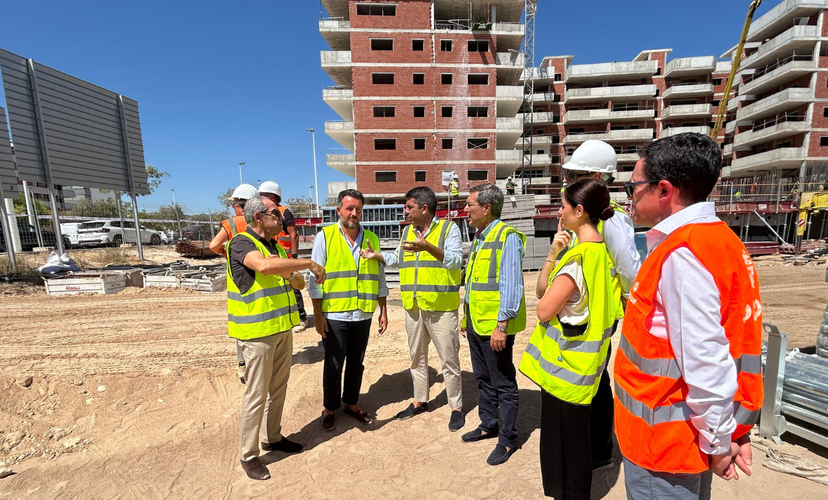 Visita a las obras del Centro de Salud de Travalón (6)