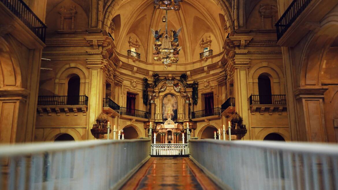 Más de 1.100 personas se inscriben al sorteo de localidades del Misteri d’Elx