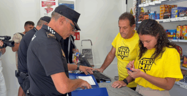 Policía Local realiza inspecciones en puntos de venta de pirotecnia autorizados hasta el 13 de agosto