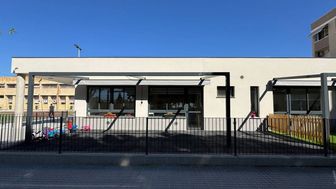 El Ayuntamiento invierte este verano cerca de 3 millones de euros en la mejora de colegios y escuelas infantiles del municipio
