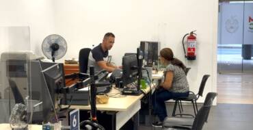 El Ayuntamiento recupera de forma progresiva los servicios de atención al ciudadano