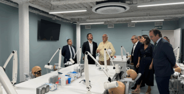 La Universitat CEU Cardenal Herrera estrena nova seu a Elx amb Odontologia i Psicologia