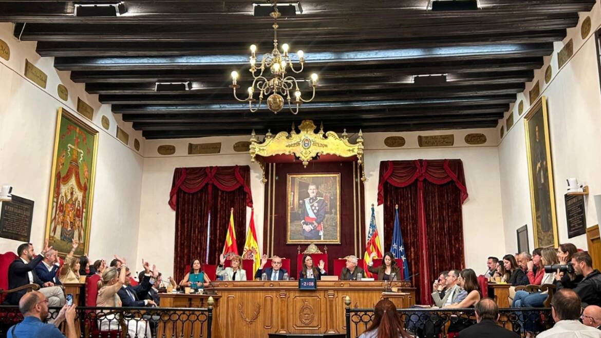 El pleno aprueba la bajada del 2% del IBI para 2026 y acumula un 5% desde el inicio de legislatura