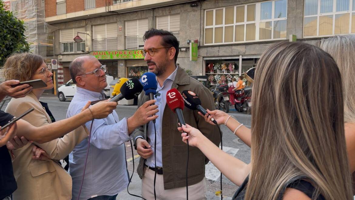 El Ayuntamiento trabaja en un estudio para reducir el volumen de tráfico en la calle Ángel