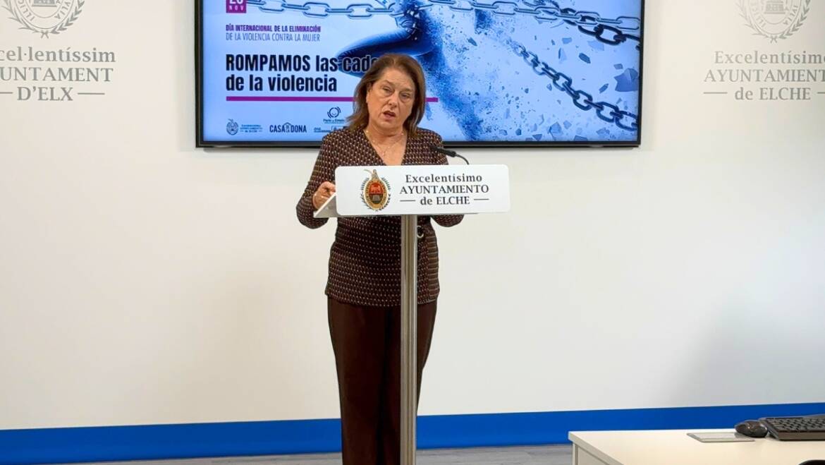 Elx commemora el 25N amb la lectura del manifest en l’hort del Xocolater