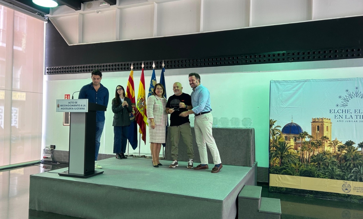 El Ayuntamiento reconoce a 25 restaurantes por su colaboración durante el Año Jubilar (4)