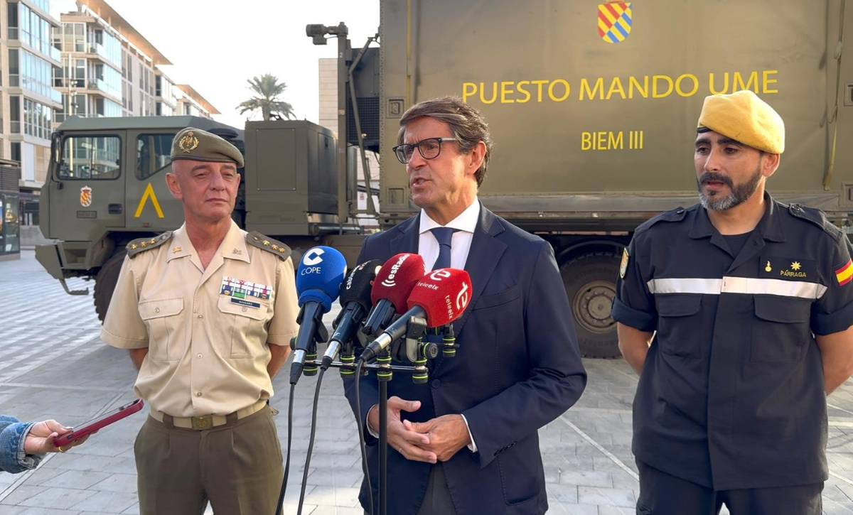 Elche muestra la labor de la Unidad Militar de Emergencias ante cualquier actuación o catástrofe (2)