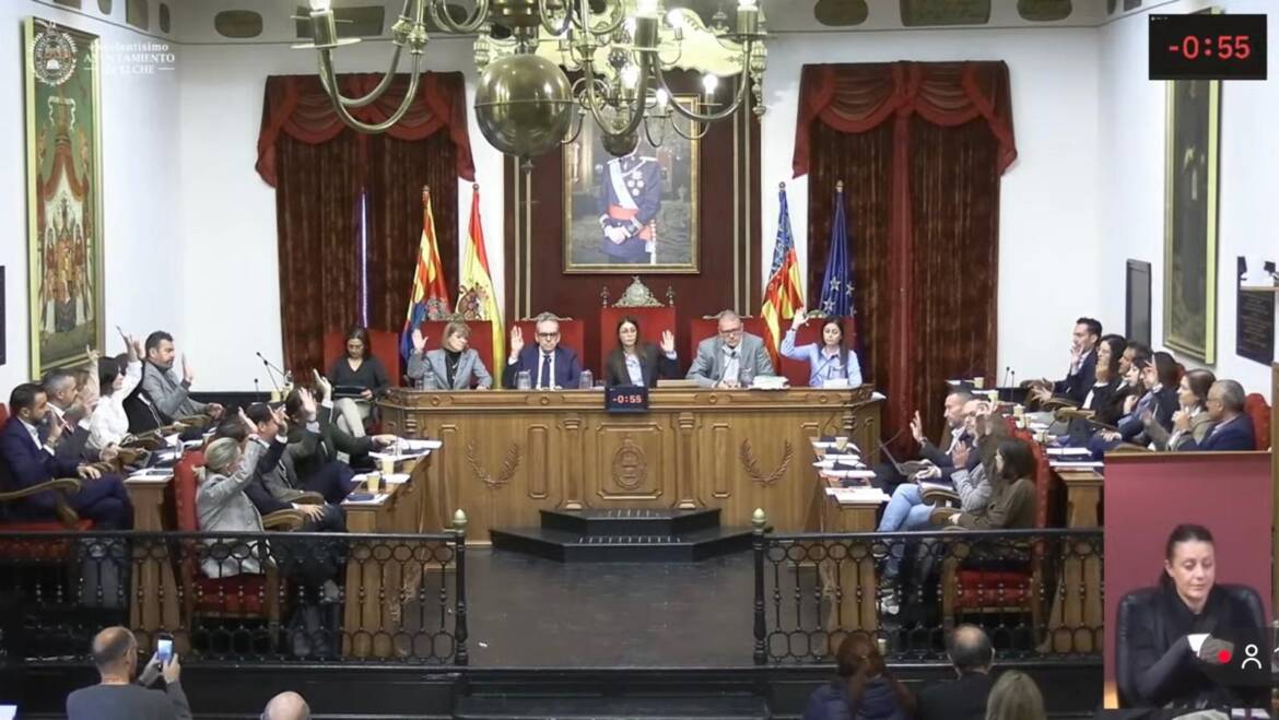 El ple aprova per majoria el rebuig a la violència contra la dona