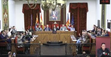 El pleno aprueba por mayoría el rechazo a la violencia contra la mujer