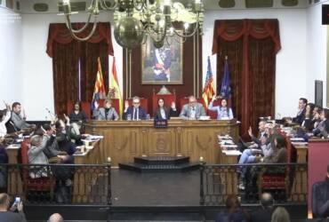 El pleno aprueba por mayoría el rechazo a la violencia contra la mujer