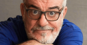 Millán Salcedo torna a escena en el Gran Teatre amb l’obra “Preguntamelón”