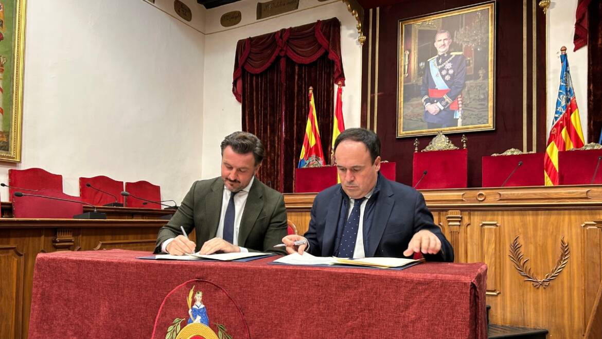 Ayuntamiento y Generalitat firman el convenio para la implantación del E-TRAM