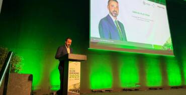 El Ayuntamiento reconoce a empresarios y empresas en la Gala Elche Emprende