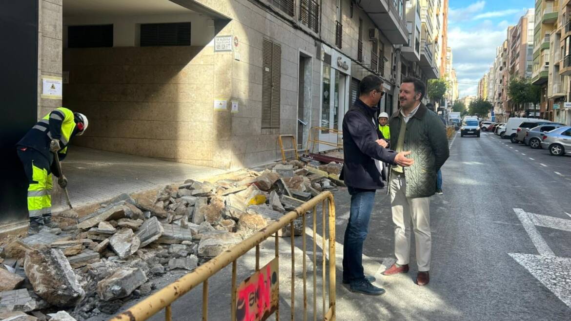 Comienzan las obras de renovación urbana de la calle Ruperto Chapí dentro del Plan Aceras
