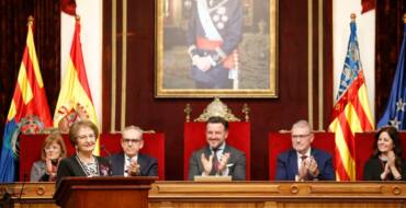 El Ayuntamiento nombra a la locutora de radio Reme Sanz como Hija Adoptiva de Elche