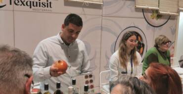 VisitElche participa en Madrid Fusión amb la magrana mollar i el dàtil com a protagonistes