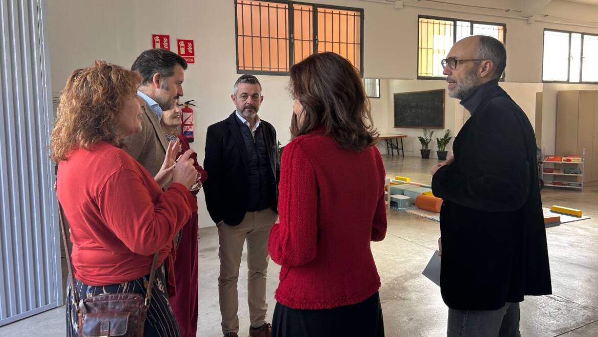 Elche inaugura la nueva Casa de la Familia como lugar de encuentro, escucha activa y aprendizaje